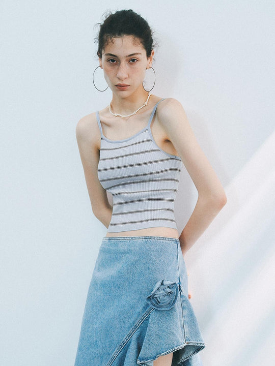 Hauts à bretelles rayées tricotées